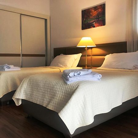 Chateau Linza Resort Тирана Екстериор снимка