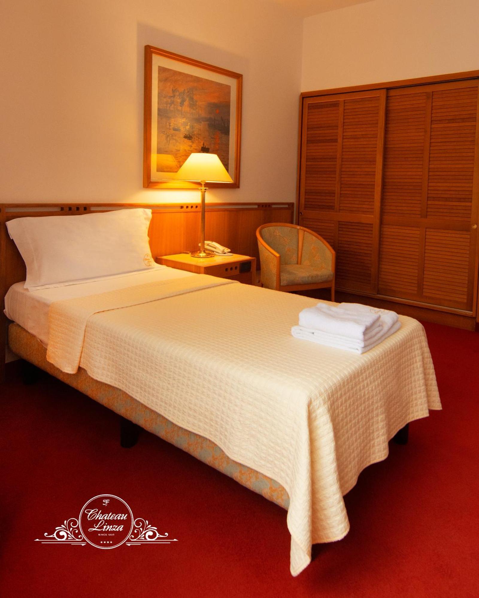 Chateau Linza Resort Тирана Екстериор снимка