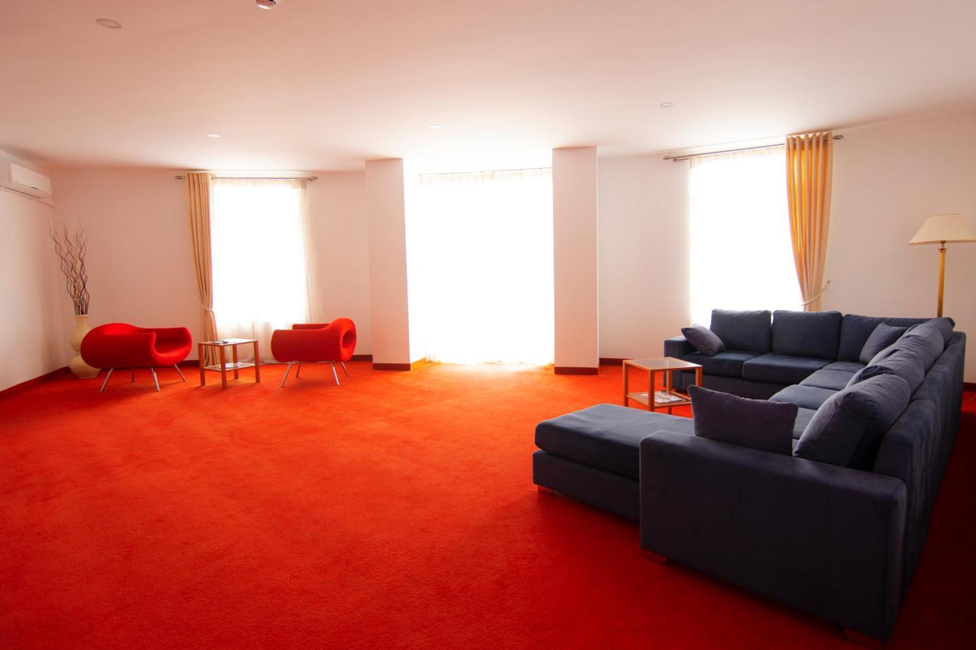 Chateau Linza Resort Тирана Екстериор снимка