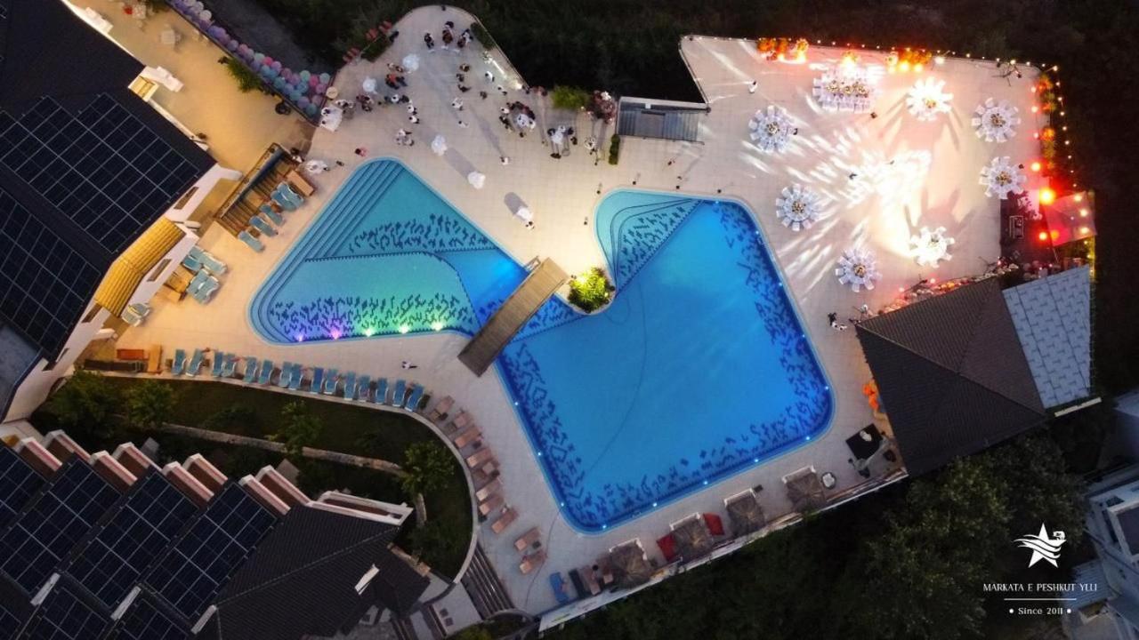 Chateau Linza Resort Тирана Екстериор снимка